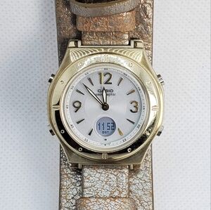 Gift this great Casio watch/Fossil leather band